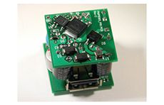 用于平板電腦和智能手機的 85VAC-265VAC 輸入、5V@2A 環(huán)保充電器 