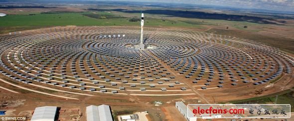 夜間發(fā)電：與其他所有太陽能電站不同的是，存儲(chǔ)于吉馬太陽能電站熔鹽池中的熱量持續(xù)釋放的時(shí)間可以超過15個(gè)小時(shí)，從而在整個(gè)夜間或沒有陽光的情況下也可以保證電站正常發(fā)電。