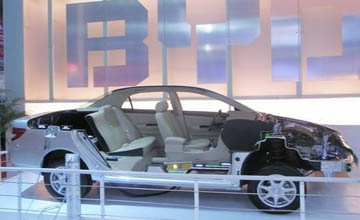 比亞迪電動車起火，叩問電池安全問題幾何？