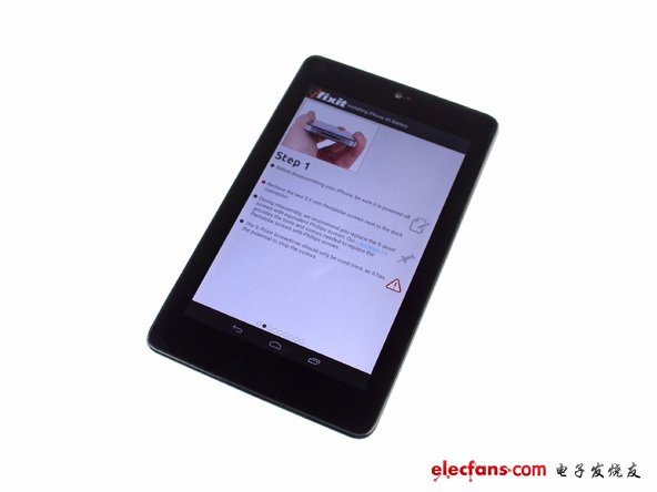 相信很多人都會(huì)不由自主的關(guān)注谷歌Nexus 7的價(jià)格問題?，F(xiàn)在揭開謎團(tuán)——200美元！