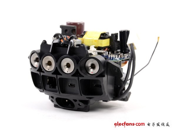 看上去這一坨就是Nexus Q真正的內(nèi)部核心了。