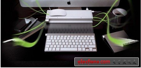 蘋果產(chǎn)品如工藝品般精致，不乏創(chuàng)意又充滿藝術(shù)氣息，把冰冷粗糙的新技術(shù)跟產(chǎn)品完美糅合一起是蘋果最為擅長的地方