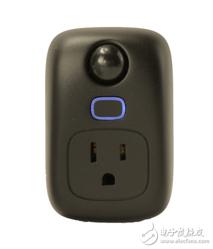 新概念智能插座亮相 可以監(jiān)測溫度和光照