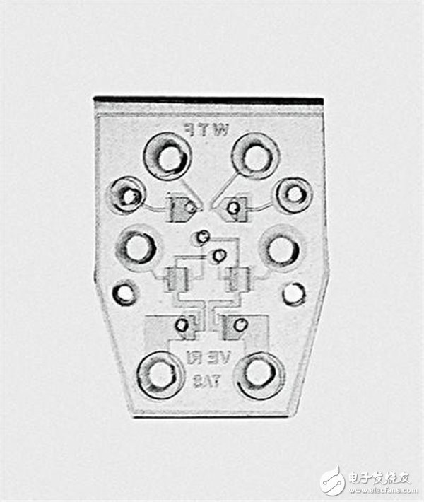 哈佛研究世界第一個全軟體機(jī)器人：宛如章魚