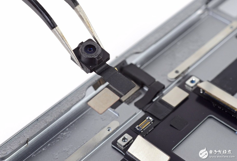 10.5英寸iPad Pro首拆解：為了高刷新頻率上了四根排線！