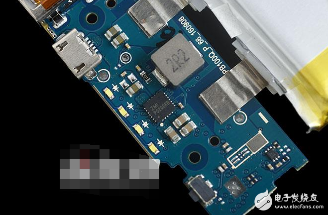 小米移動電源實測質(zhì)量滿分_小米移動電源能給iphone充電嗎