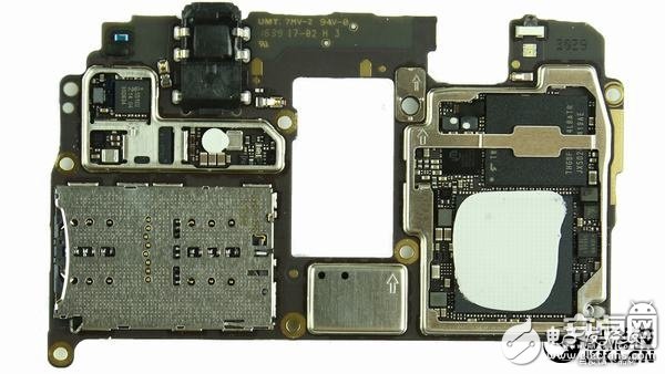 老外買華為Mate 9拆解：打開后被精細(xì)做工嚇到