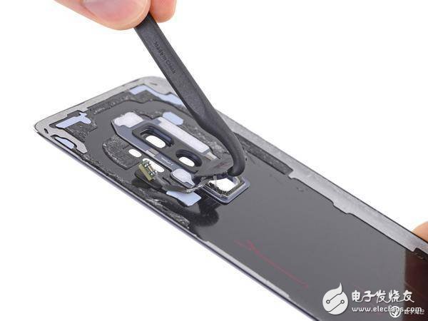 Galaxy S9拆解報(bào)告出爐：可變光圈原來(lái)是這樣實(shí)現(xiàn)的！