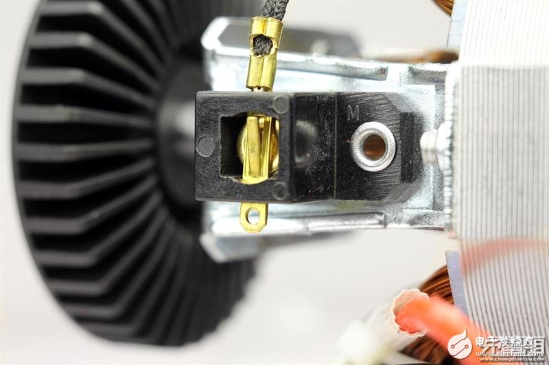 小怪獸mini破壁料理機評測：小身材大馬力，集合多種產(chǎn)品功能